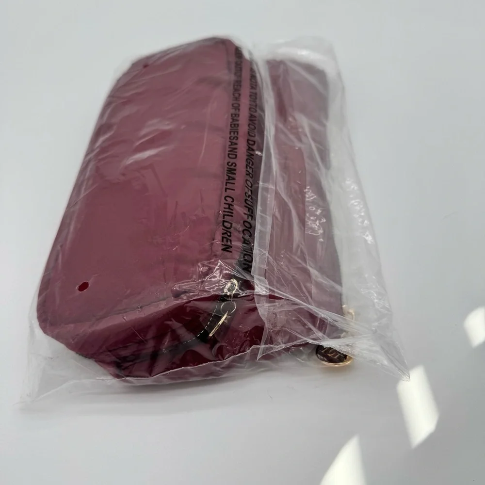 LAURA GELLER  Quilted Burgundy Make-Up Bag And Black 9
